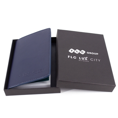 Vỏ hộp bộ quà tặng bao da đựng hộ chiếu – sổ note FLC