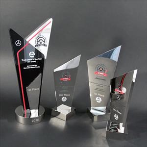 Cúp Giải thưởng tài xế xe tải Mercedes